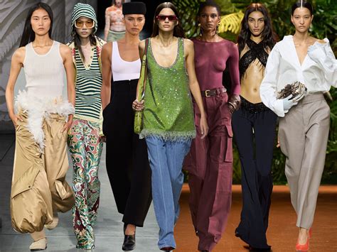 Pantaloni da donna Prada, Estate 2024 